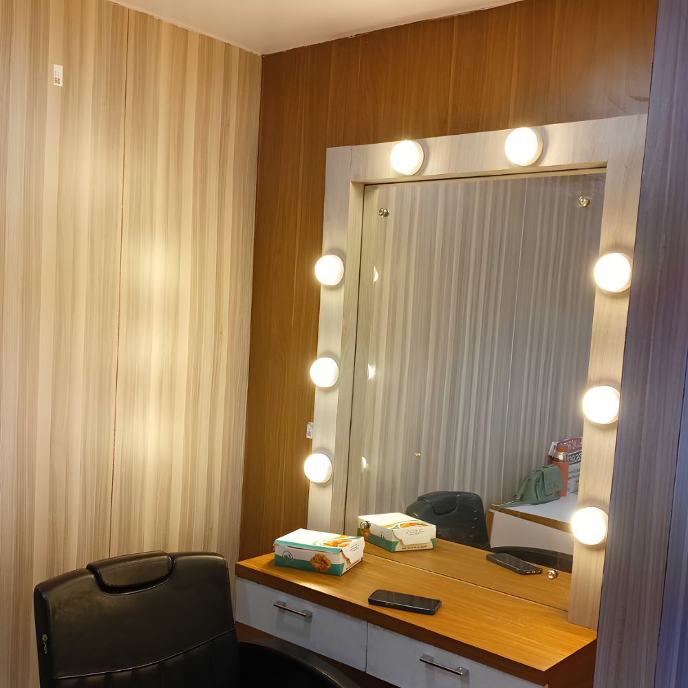 Blue Skyy Salon photo